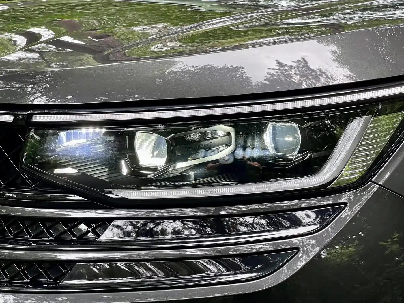 2024 Range Rover 380TSI AWD R-Line Black Knight Edition — миниатюра 9