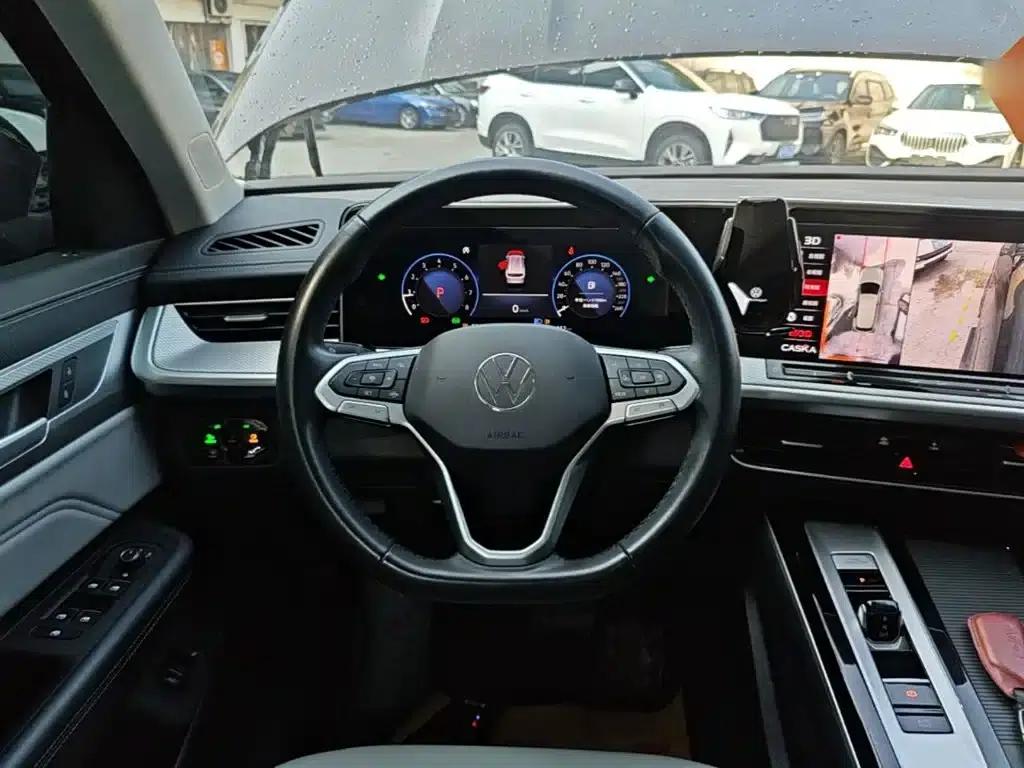 2023 Range Rover 330TSI Luxury Cruiser Edition — миниатюра 11