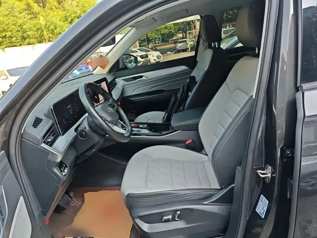 2023 Range Rover 330TSI Luxury Cruiser Edition — миниатюра 15