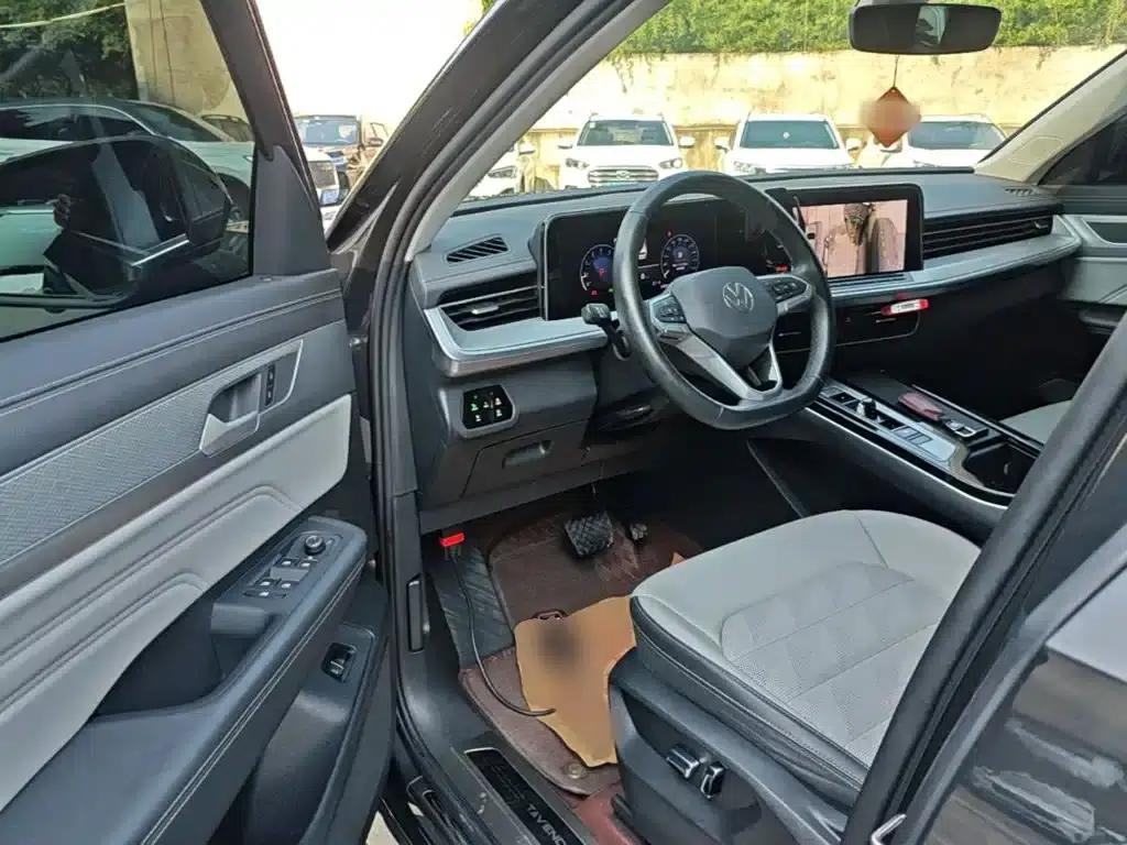 2023 Range Rover 330TSI Luxury Cruiser Edition — миниатюра 16