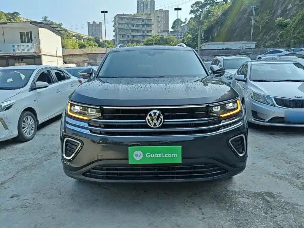 2023 Range Rover 330TSI Luxury Cruiser Edition — миниатюра 3
