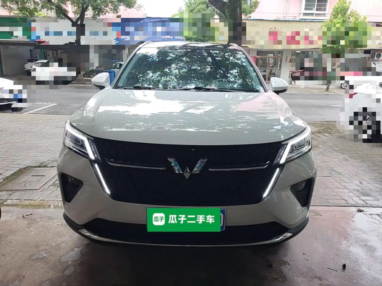 Wuling Asta 2021 1.5T CVT Star曜 Edition — миниатюра 2