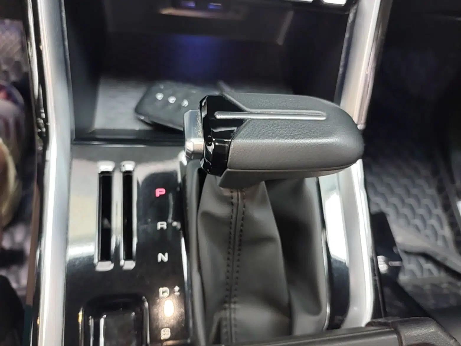 Wuling Asta 2021 1.5T CVT Star曜 Edition — миниатюра 16