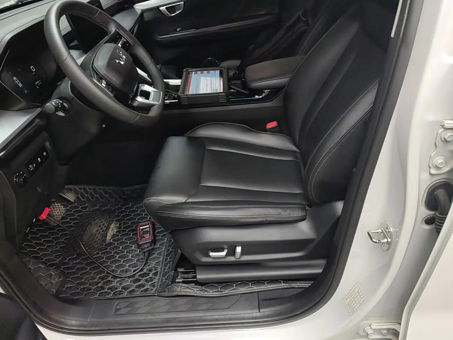 Wuling Asta 2021 1.5T CVT Star曜 Edition — миниатюра 17