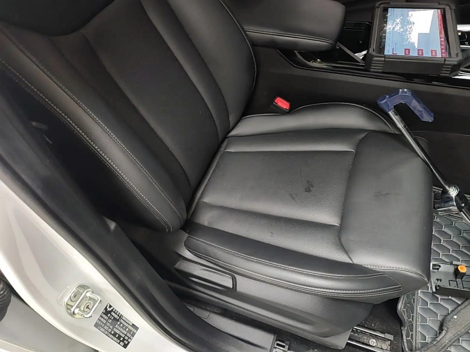 Wuling Asta 2021 1.5T CVT Star曜 Edition — миниатюра 19
