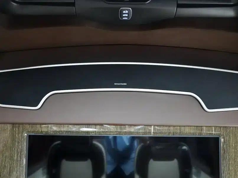 Caravelle 2019 2.0TSI 4WD Luxury 7-Seater — миниатюра 17