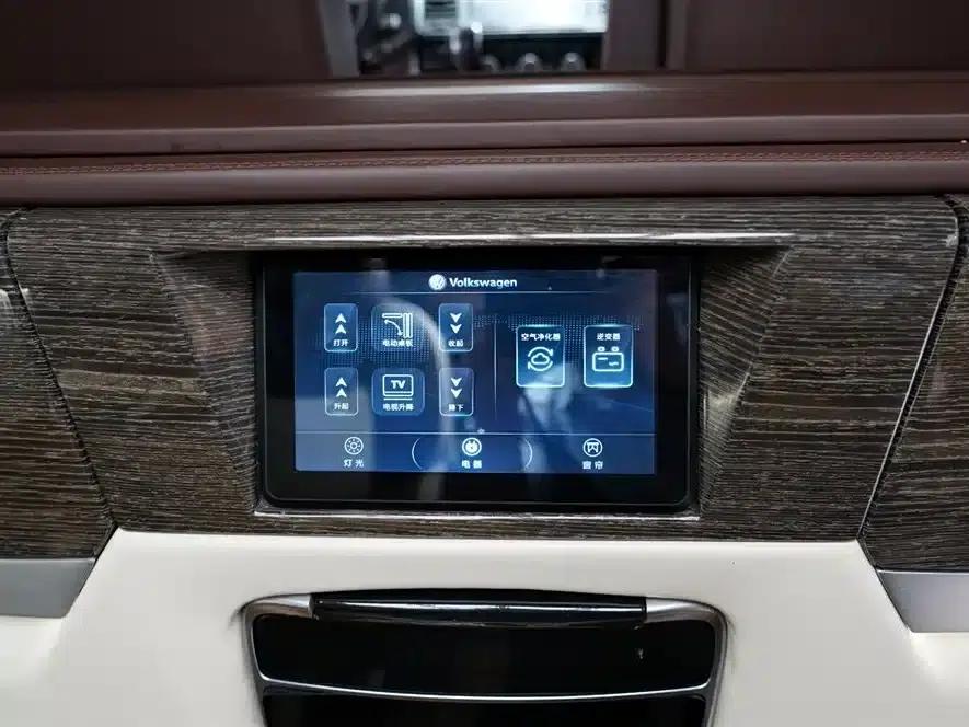 Caravelle 2019 2.0TSI 4WD Luxury 7-Seater — миниатюра 19