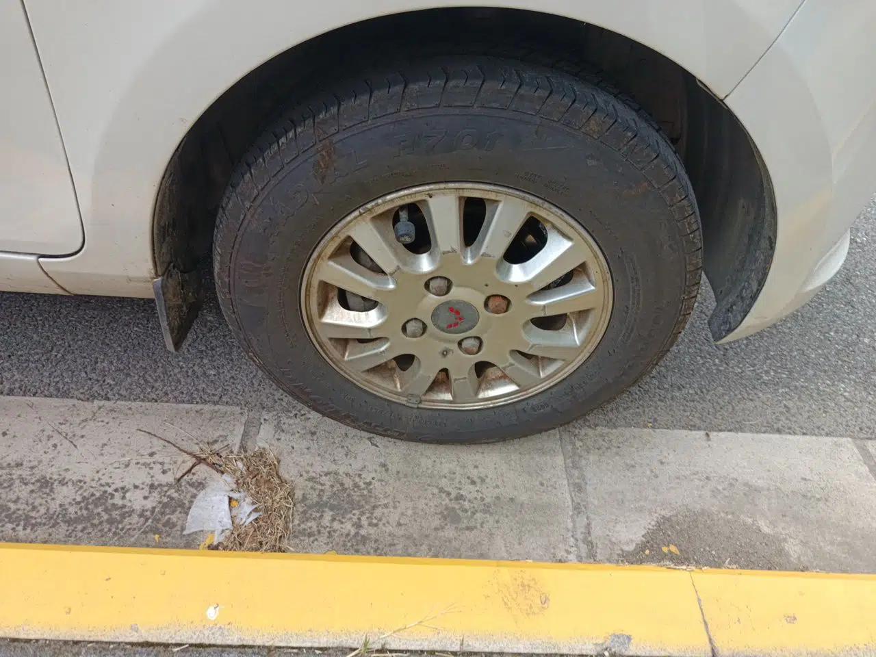 Wuling Rongguang V 2016 1.2L Standard Version — миниатюра 8
