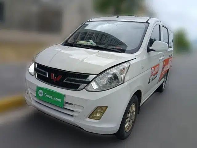 Wuling Rongguang V 2016 1.2L Standard Version