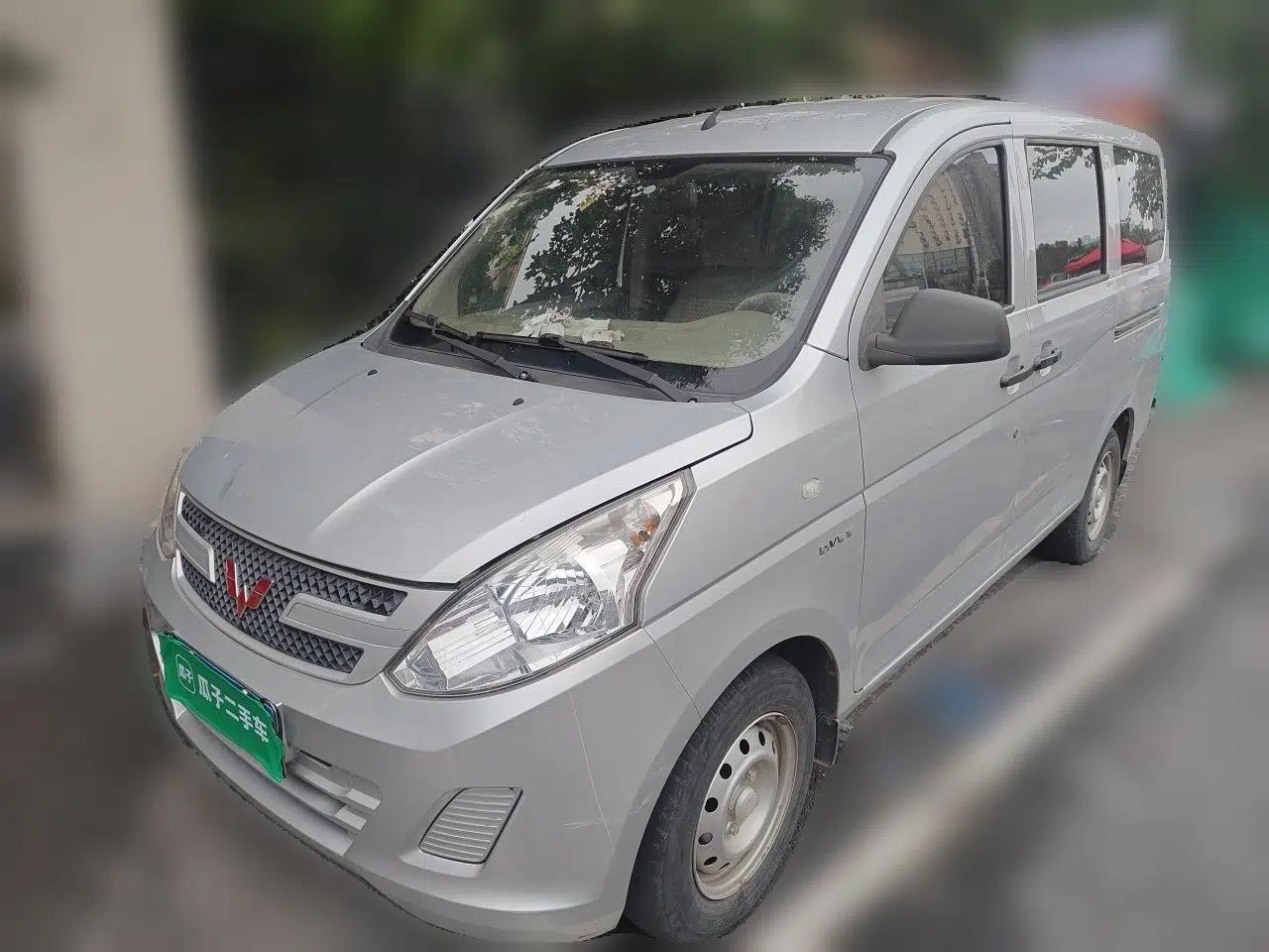 Wuling Rongguang V 2016 1.5L Practical Version — миниатюра 1