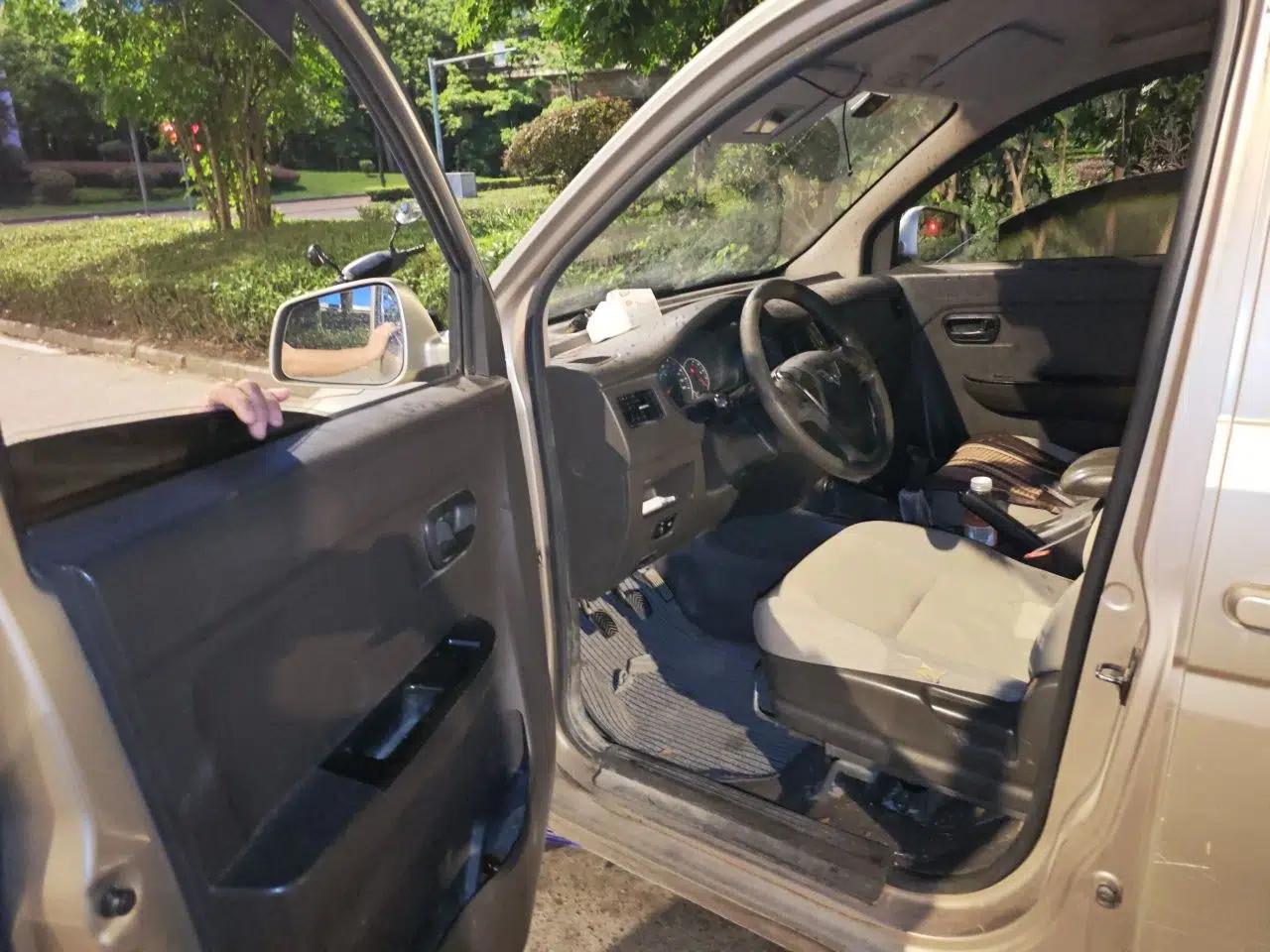 Wuling Rongguang V 2016 1.5L Standard Version — миниатюра 16