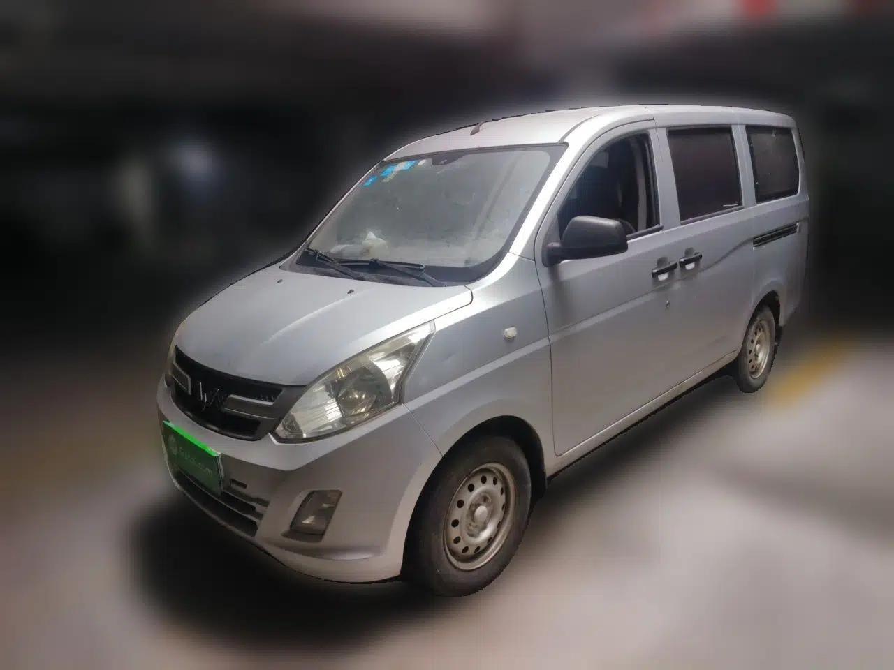 Wuling Rongguang V 2015 1.2L Practical Model — миниатюра 1