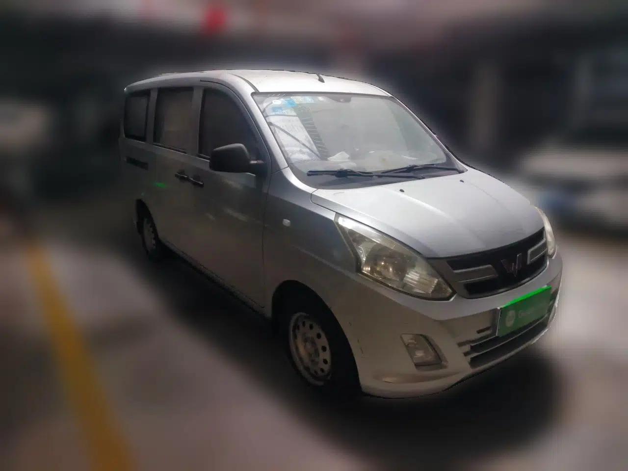 Wuling Rongguang V 2015 1.2L Practical Model — миниатюра 3