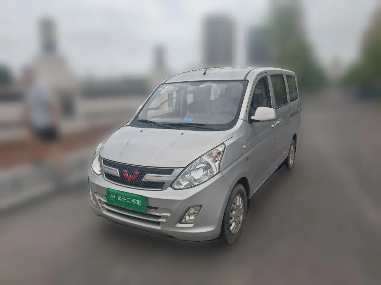 Wuling Rongguang V 2018 1.5L Standard Version — миниатюра 1