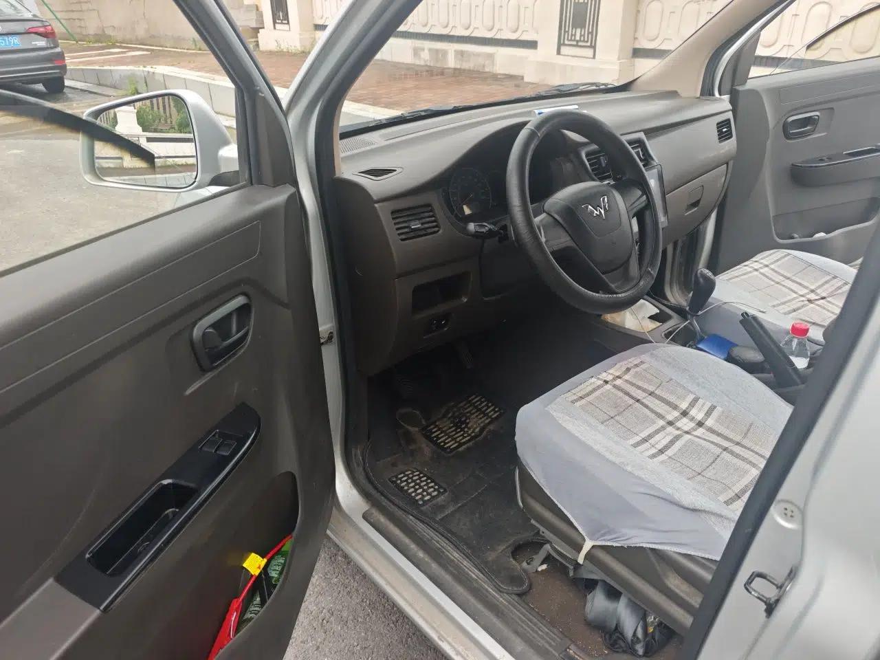 Wuling Rongguang V 2018 1.5L Standard Version — миниатюра 16