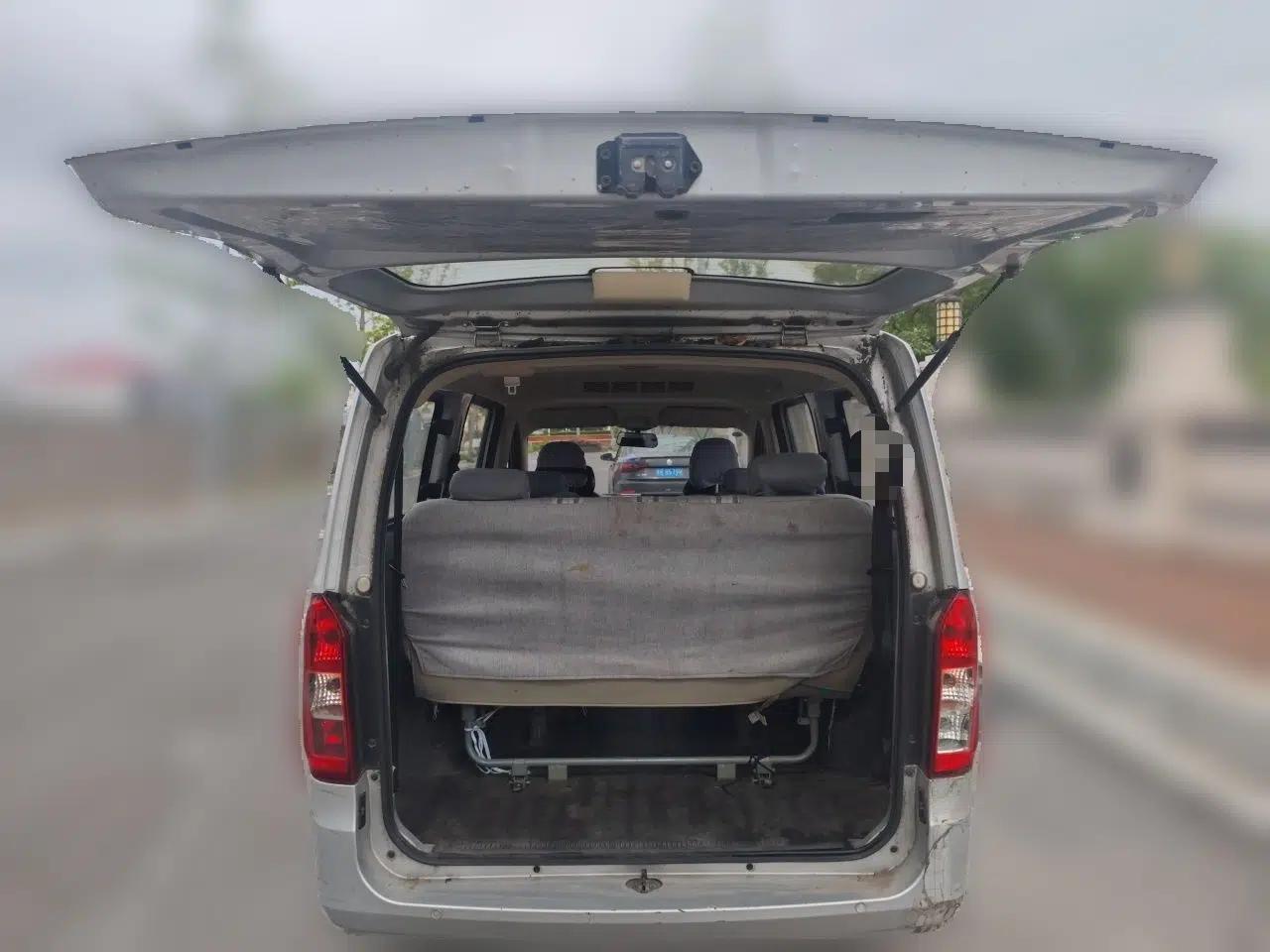 Wuling Rongguang V 2018 1.5L Standard Version — миниатюра 19