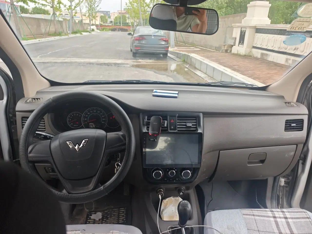 Wuling Rongguang V 2018 1.5L Standard Version — миниатюра 9