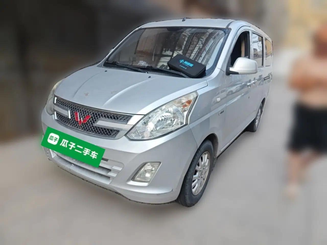 Wuling Rongguang V 2016 1.5L Standard Version — миниатюра 1