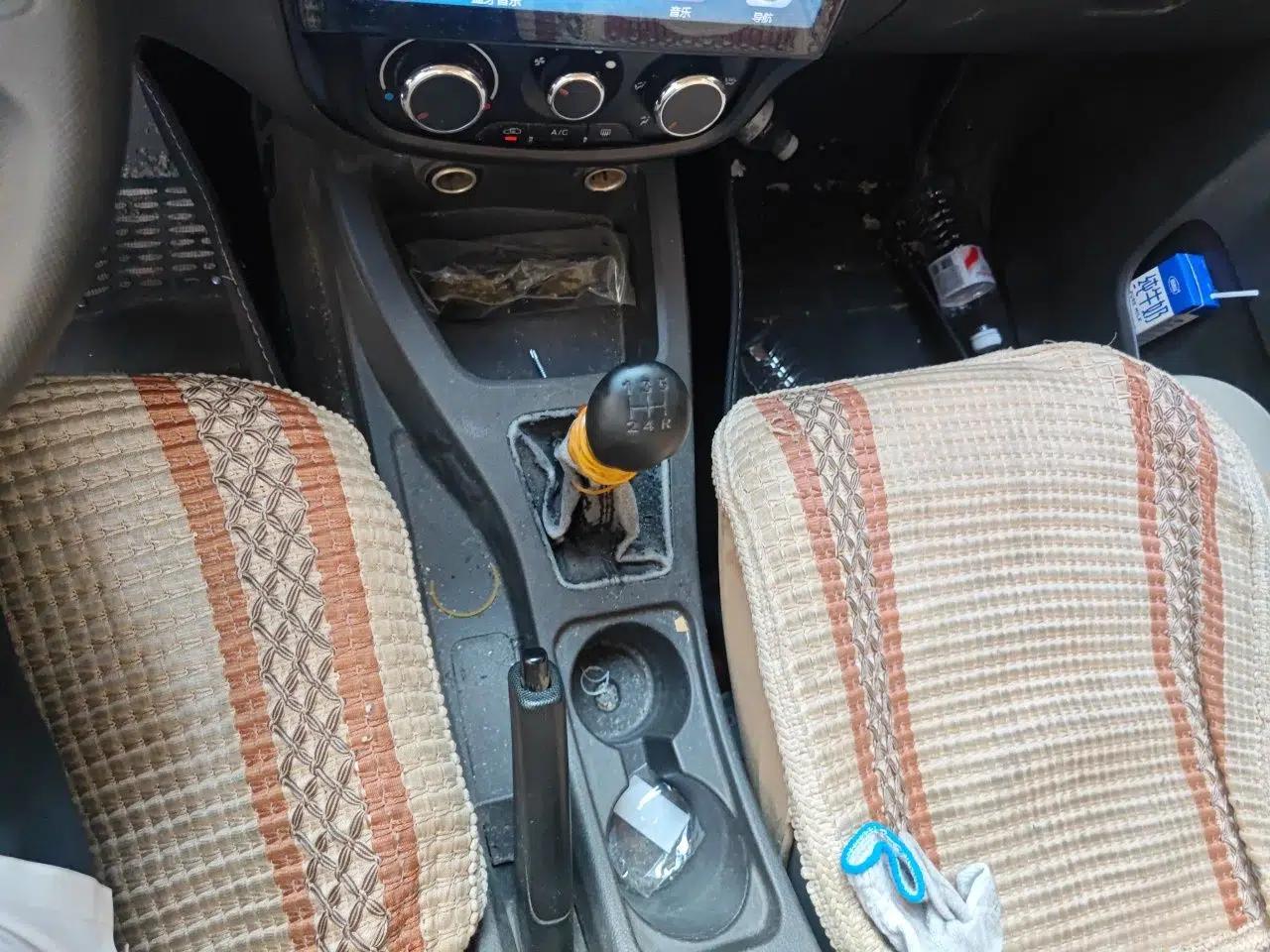 Wuling Rongguang V 2016 1.5L Standard Version — миниатюра 14