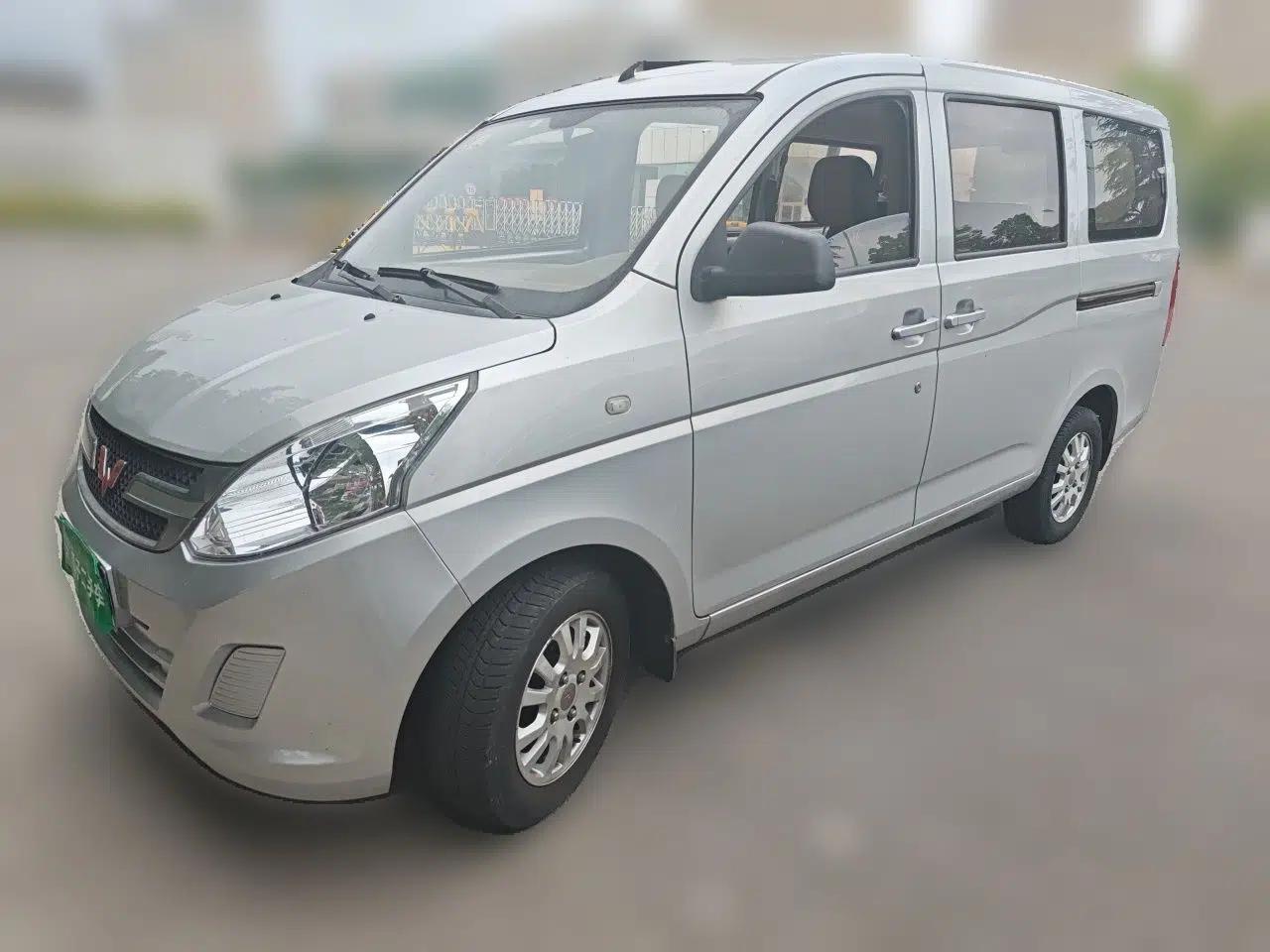 Wuling Rongguang V 2018 1.5L Practical Version — миниатюра 1