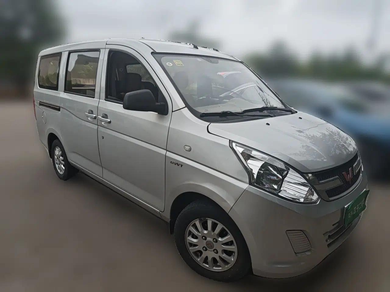 Wuling Rongguang V 2018 1.5L Practical Version — миниатюра 3