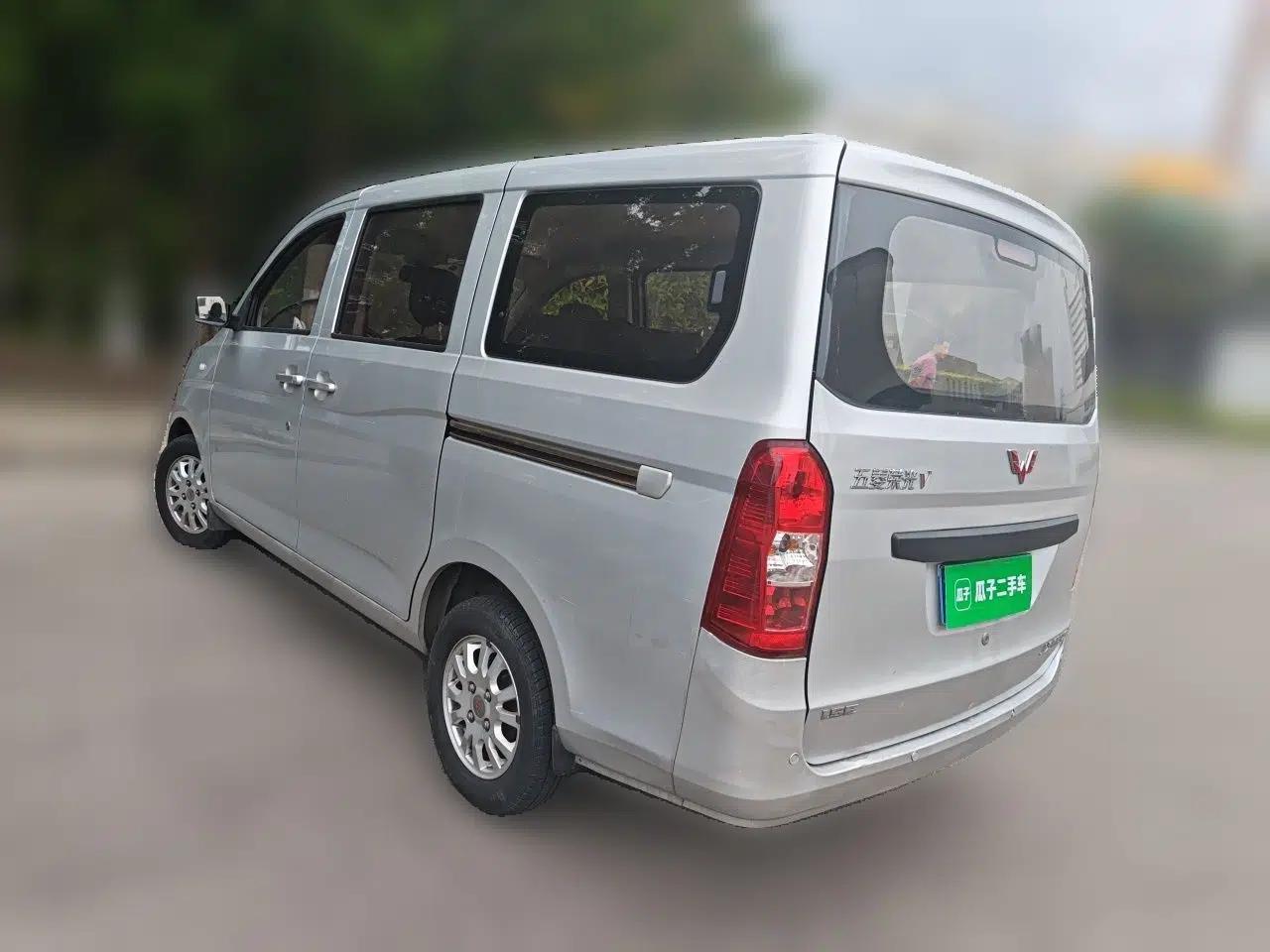 Wuling Rongguang V 2018 1.5L Practical Version — миниатюра 4