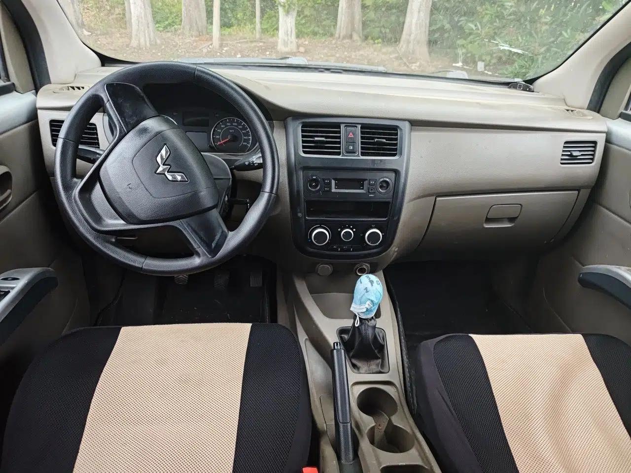 Wuling Rongguang V 2018 1.5L Practical Version — миниатюра 9