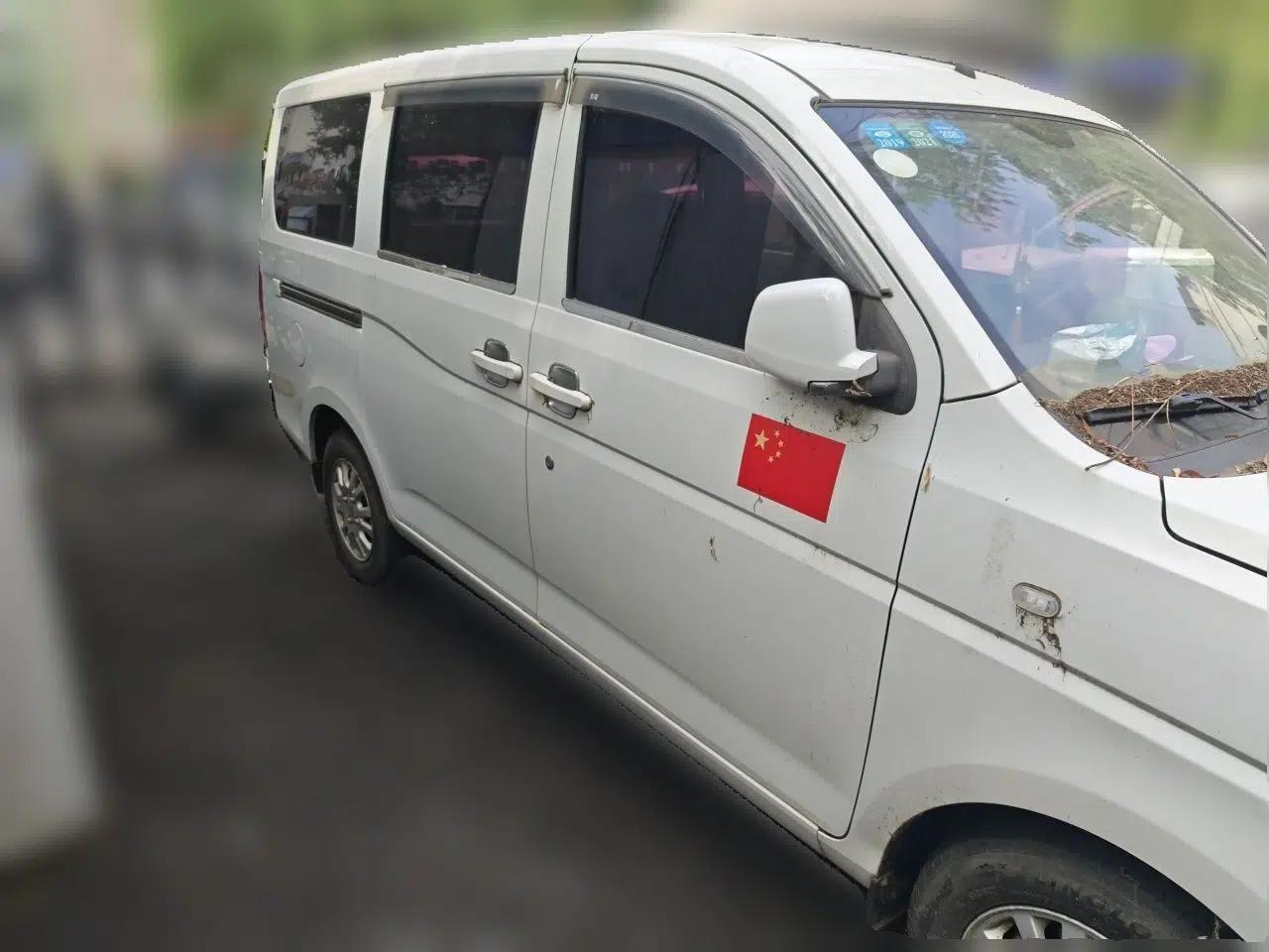 Wuling Rongguang V 2016 1.5L Standard Version — миниатюра 3