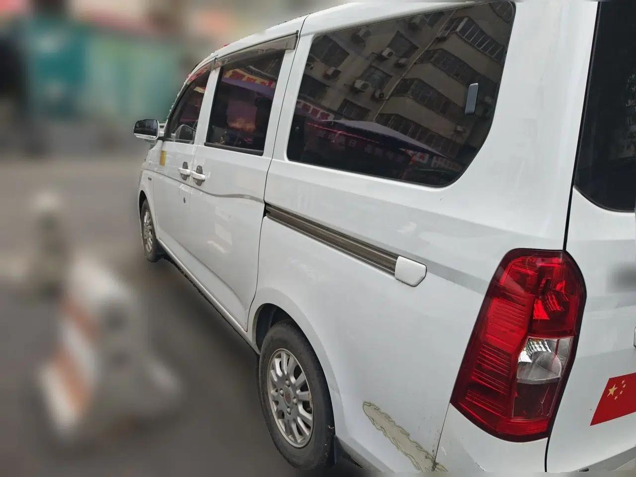 Wuling Rongguang V 2016 1.5L Standard Version — миниатюра 4