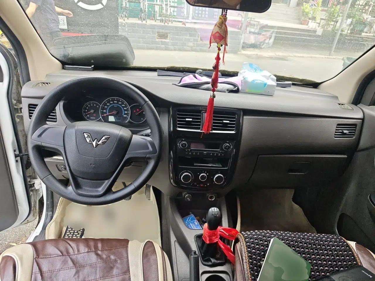 Wuling Rongguang V 2016 1.5L Standard Version — миниатюра 9