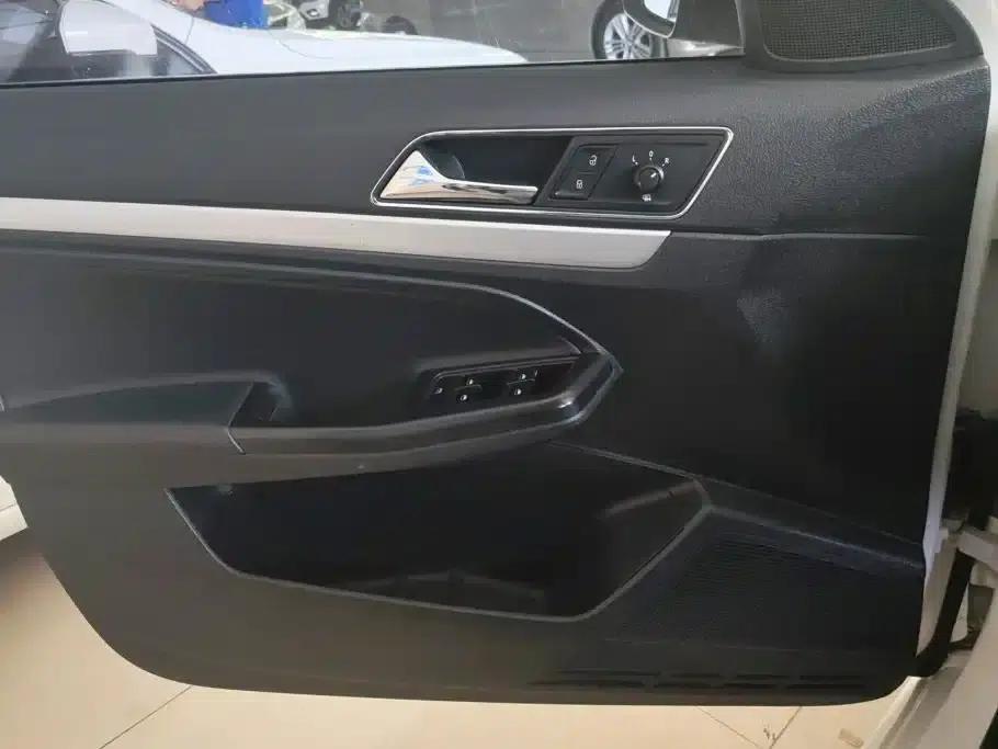 Lavida Gran Turismo 2015 230TSI DSG Luxury Edition — миниатюра 7