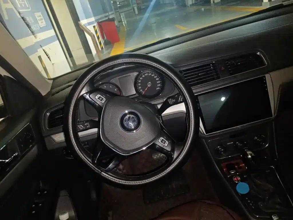 Lavida Gran Turismo 2017 230TSI DSG Comfort Edition — миниатюра 11