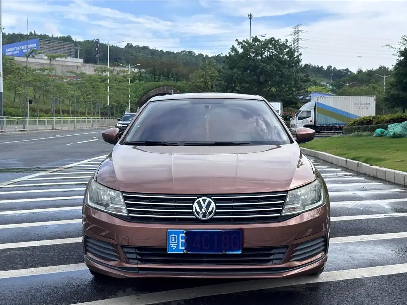 Lavida Gran Turismo 2015 1.6L Automatic Fashion Edition — миниатюра 2
