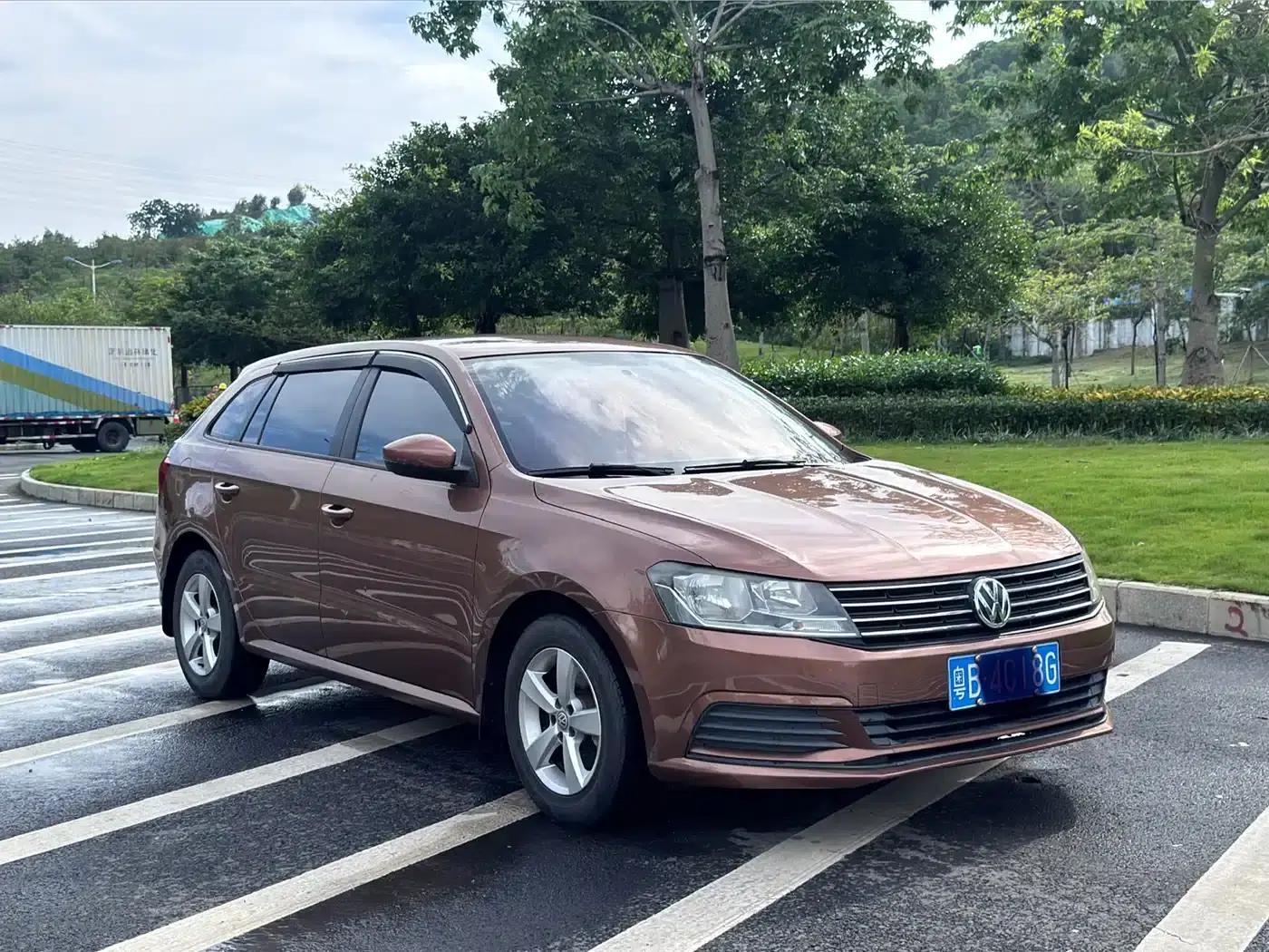 Lavida Gran Turismo 2015 1.6L Automatic Fashion Edition — миниатюра 3
