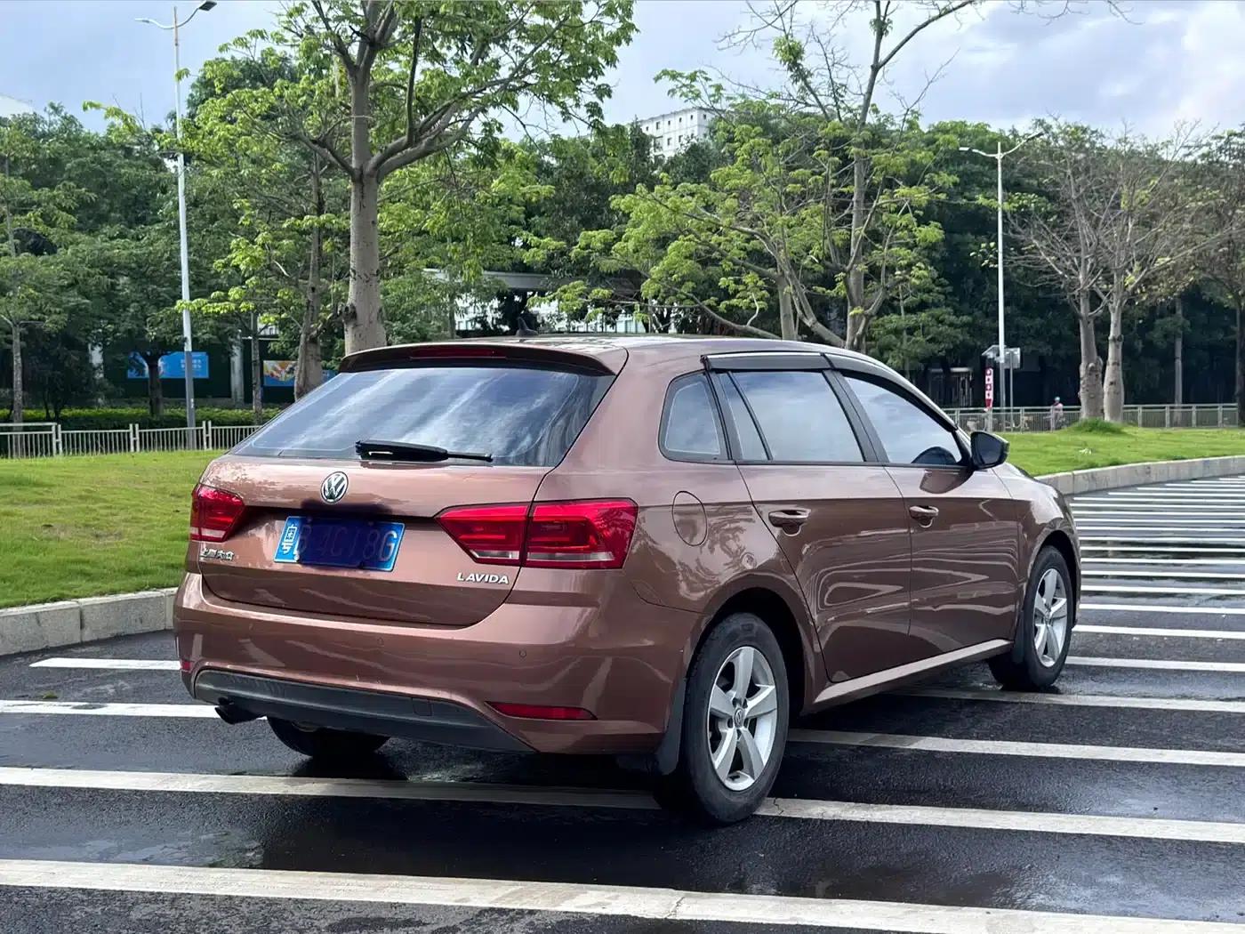 Lavida Gran Turismo 2015 1.6L Automatic Fashion Edition — миниатюра 4