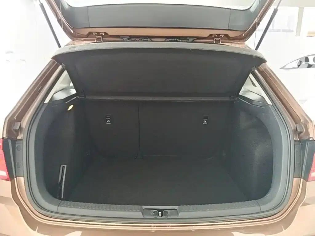 Lavida Gran Turismo 2015 1.6L Automatic Comfort Edition — миниатюра 19