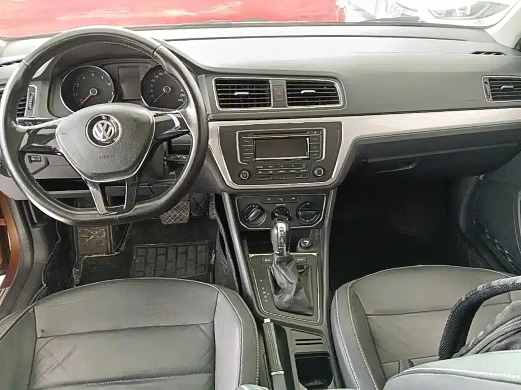 Lavida Gran Turismo 2015 1.6L Automatic Comfort Edition — миниатюра 10