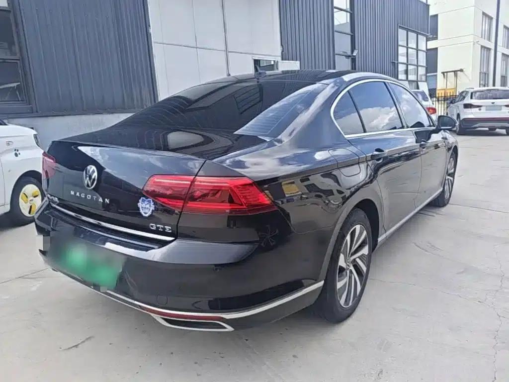 2020 Volkswagen Passat PHEV GTE Luxury Edition — миниатюра 7