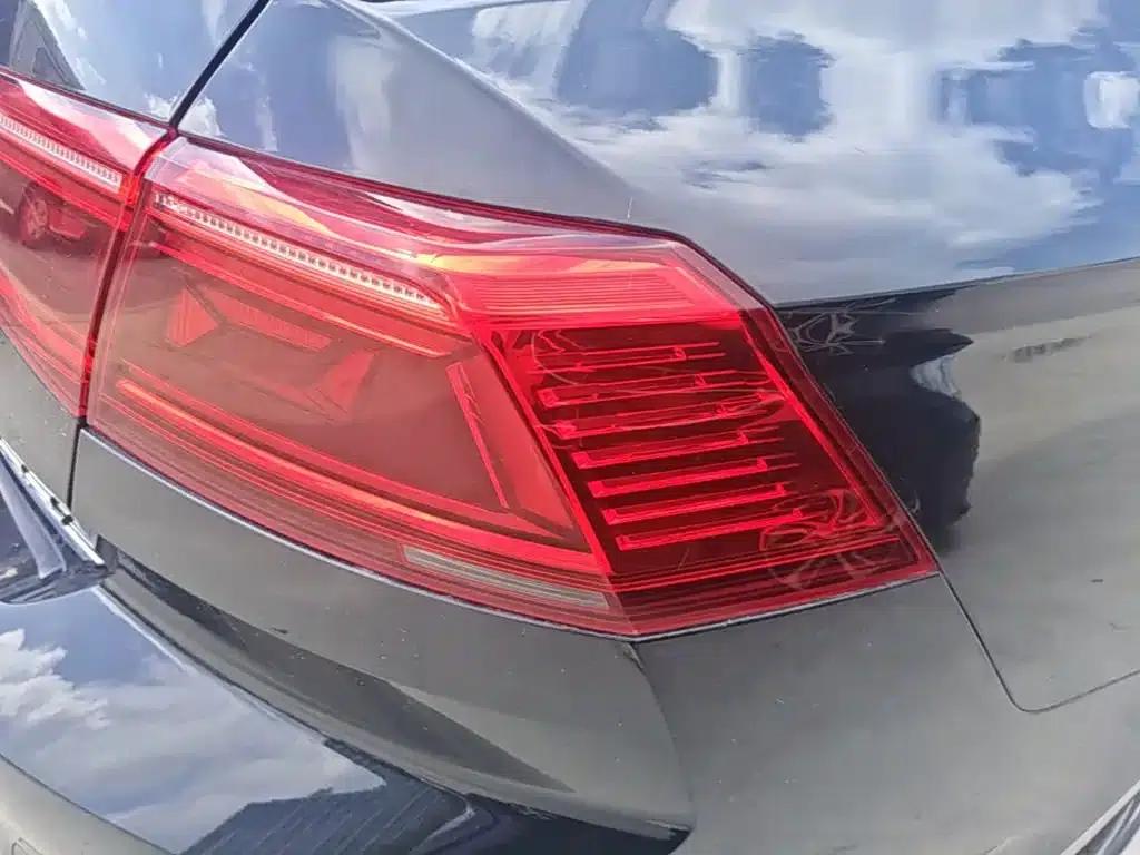 2020 Volkswagen Passat PHEV GTE Luxury Edition — миниатюра 8