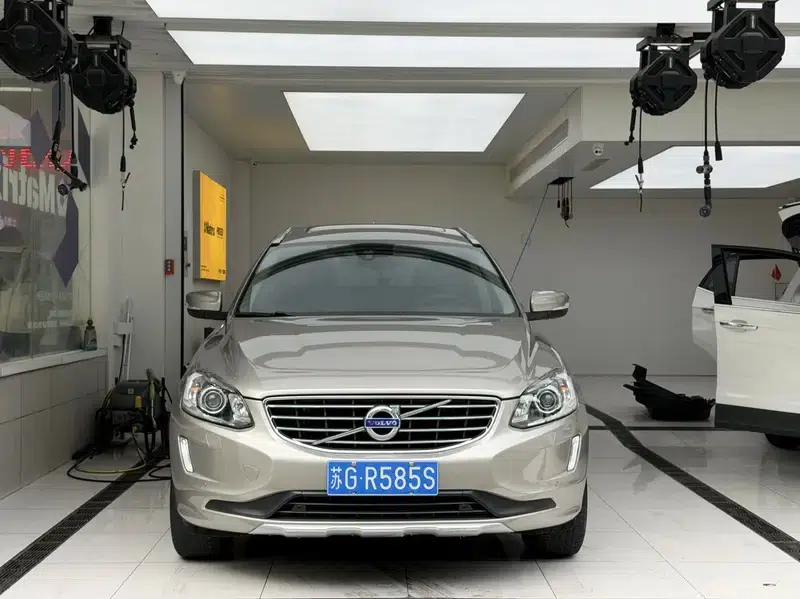 2015 Volvo XC60 T5 Smart Edition — миниатюра 2