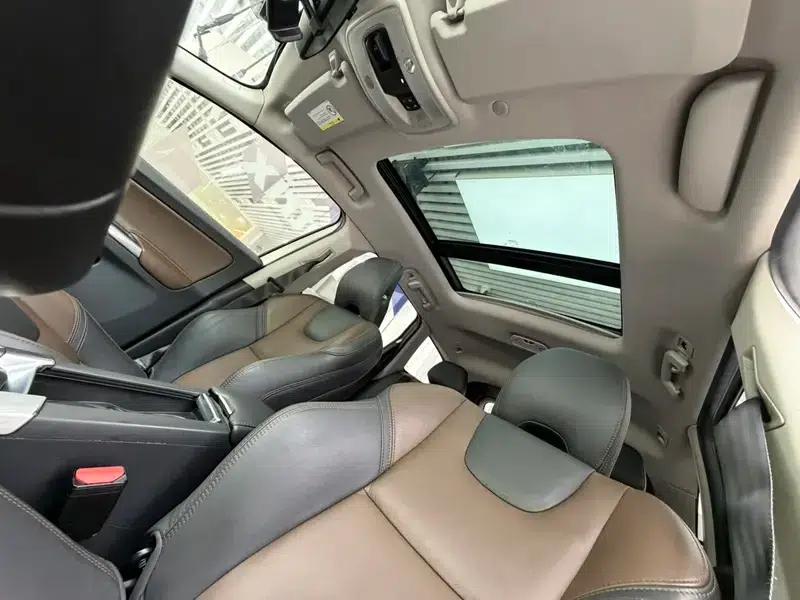 2015 Volvo XC60 T5 Smart Edition — миниатюра 18