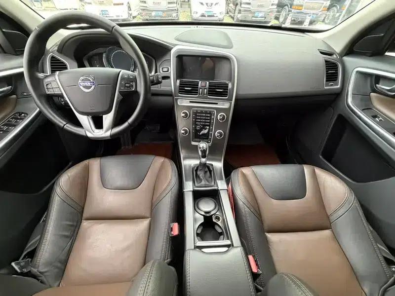 2015 Volvo XC60 T5 Smart Edition — миниатюра 10