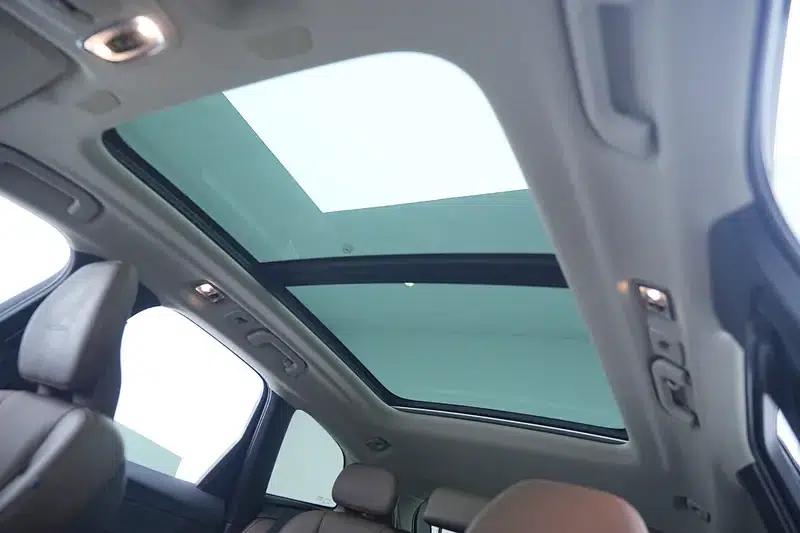 2020 Volvo XC60 T5 AWD Inscription Luxury Edition — миниатюра 19