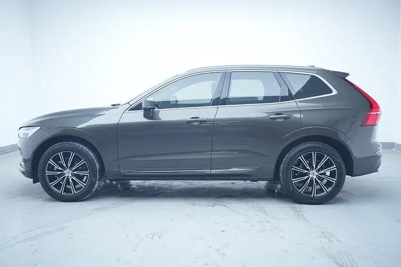 2020 Volvo XC60 T5 AWD Inscription Luxury Edition — миниатюра 4