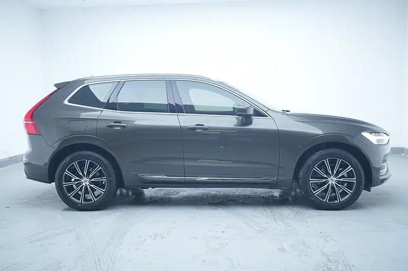 2020 Volvo XC60 T5 AWD Inscription Luxury Edition — миниатюра 8