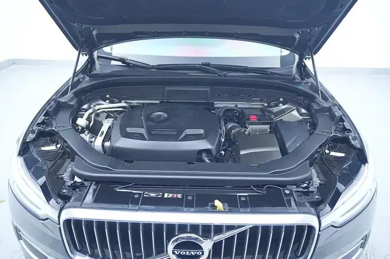 2020 Volvo XC60 T5 AWD Inscription Luxury Edition — миниатюра 10