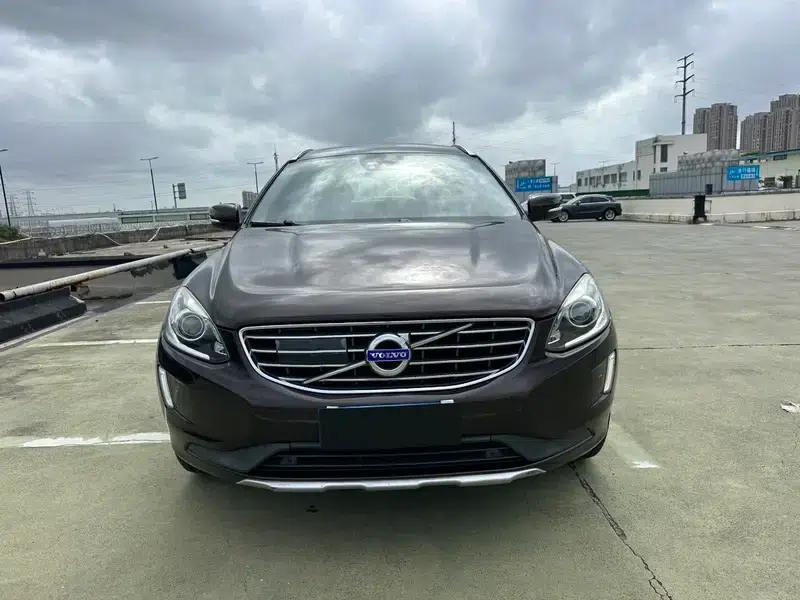 2017 Volvo XC60 T5 AWD Smart Upgrade Edition — миниатюра 2