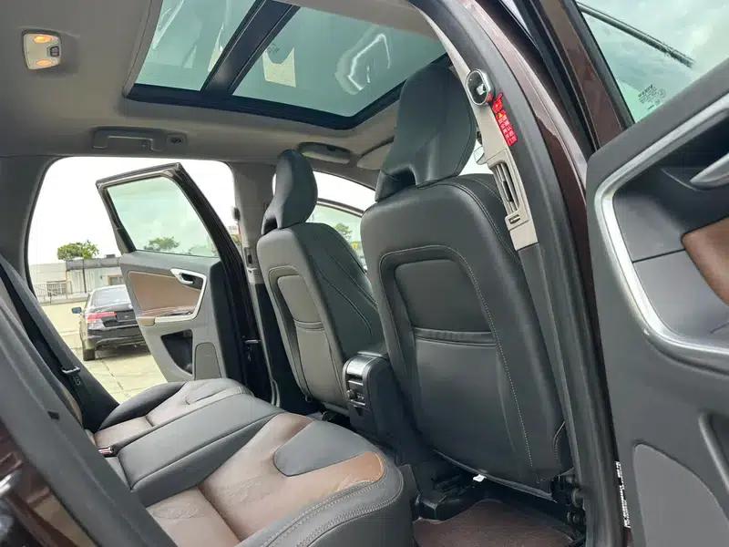 2017 Volvo XC60 T5 AWD Smart Upgrade Edition — миниатюра 14