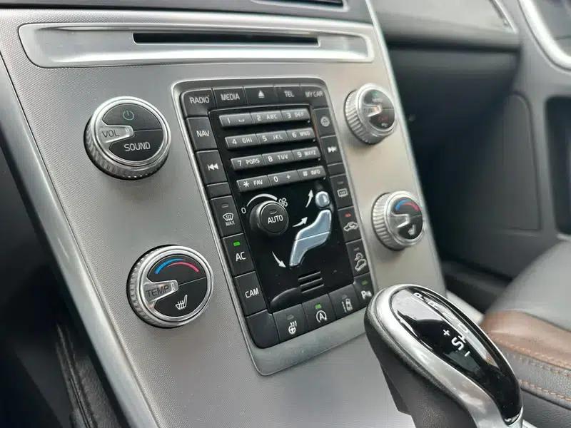 2017 Volvo XC60 T5 AWD Smart Upgrade Edition — миниатюра 9