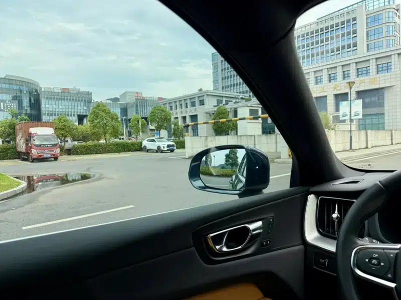Volvo XC60 2019 T5 AWD Smart Edition (China VI Emission Standard) — миниатюра 10